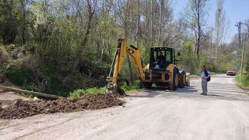 ​İbrahimbey ve Dervişağa Mahallelerinde Elektrik ve Telekom hatları yenilenerek yer altına alınıyor