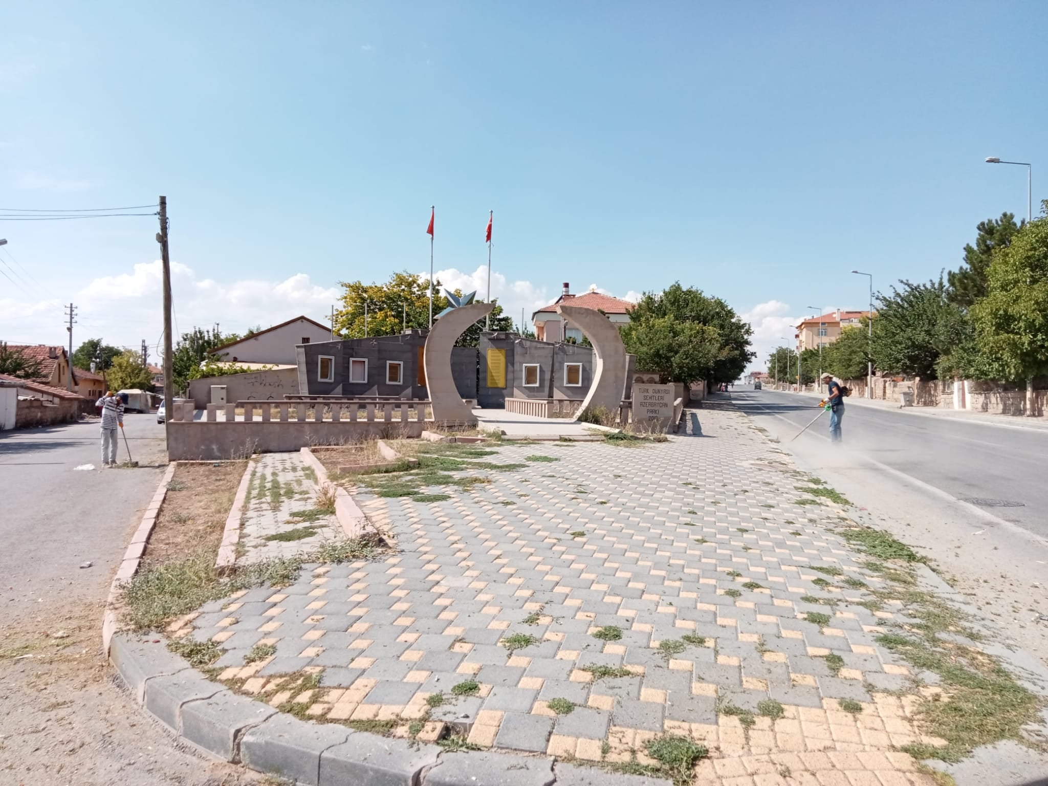 ​KIŞ AYI ÖNCESİ HUMMALI TEMİZLİK ÇALIŞMALARIMIZ İLÇEMİZ GENELİNDE DEVAM EDİYOR