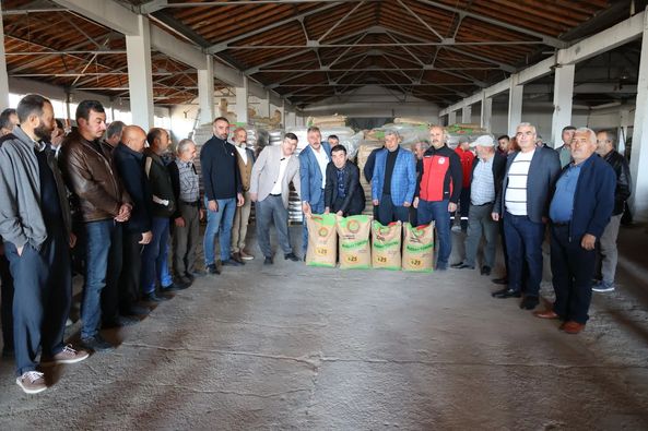 İLÇEMİZDE ÇİFTÇİLERİMİZİN ZARARI GİDERİLİYOR