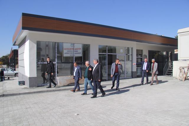 ÇALIŞMALARI SONA GELEN MİNİ TERMİNAL VE KAPALI PAZAR YERİNDE İNCELEME YAPILDI