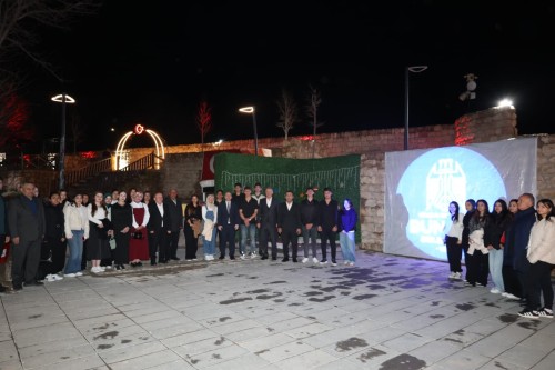 Gençlerle Baş Başa programı