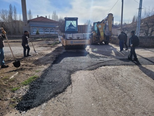 YOL BAKIM,ONARIM VE YENİLEME ÇALIŞMALARI ARALIKSIZ SÜRÜYOR