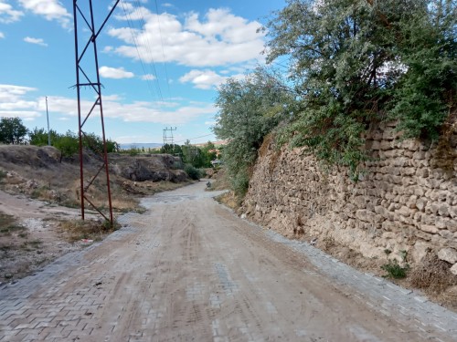 ​Aşağı Gergeme - Doğanlar Mahalle yolunda üstyapı parke çalışmalarımız tamamlandı.