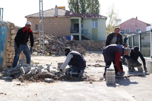 KAHVECİ MAHALESİ PARKE YOL ÇALIŞMASI