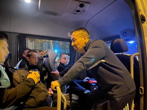 MİNİK DEVLER ŞAMPİYONLUK İÇİN YOLA ÇIKTI