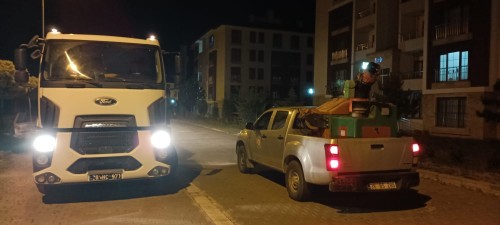 ​VATANDAŞLARIN SAĞLIĞI VE İLÇEMİZİN TEMİZLİĞİ İÇİN EKİPLERİMİZ BAYRAM MESAİSİNE DEVAM EDİYOR