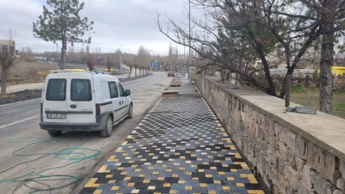 ​Sümer Mahallesinde yaya yolu kaldırım çalışmalarına başlandı